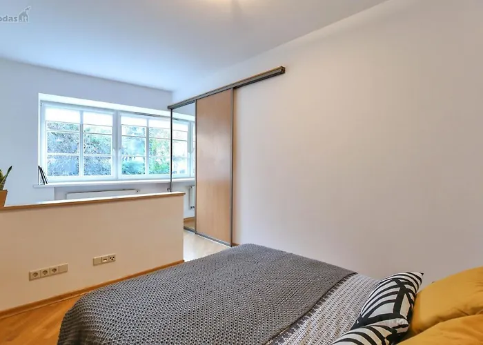 S3 Heart Of Old Town