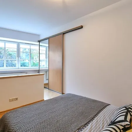 S3 Heart Of Old Town