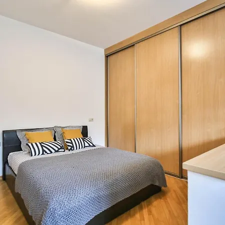 S3 Heart Of Old Town *